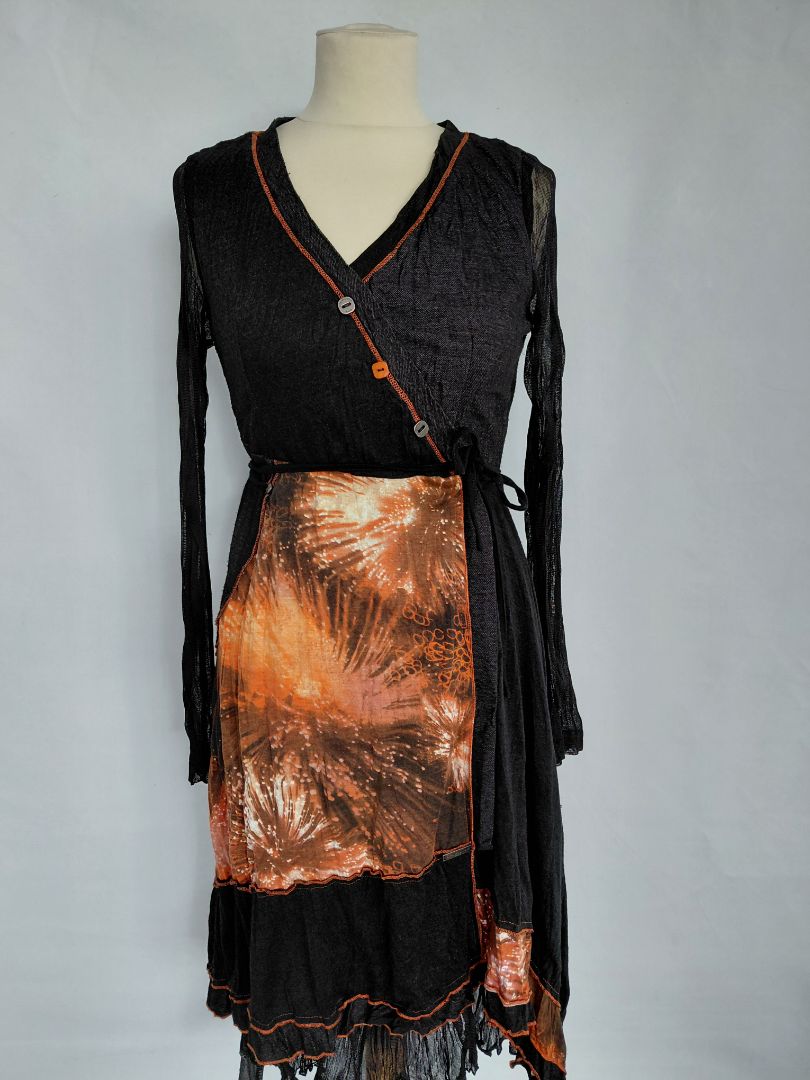 Long sleeve dress with petticoat, M, C Fait pour vous Paris