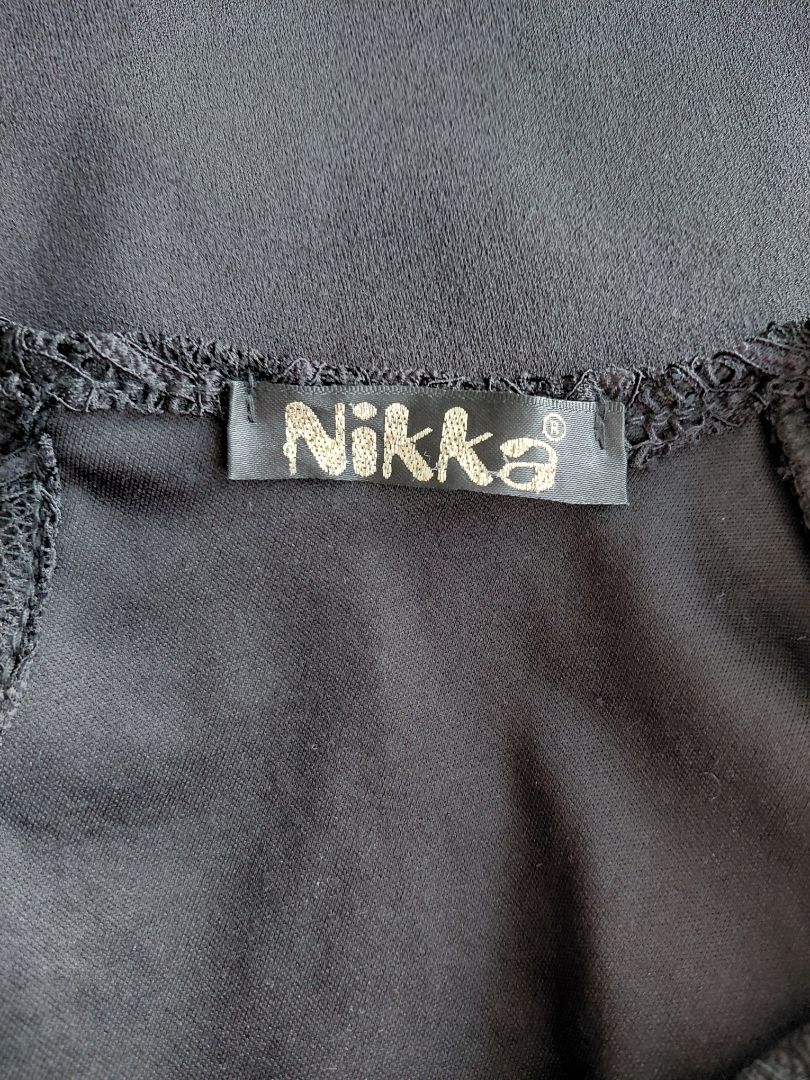 Tight knee-length dress, EUR 40, Nikka