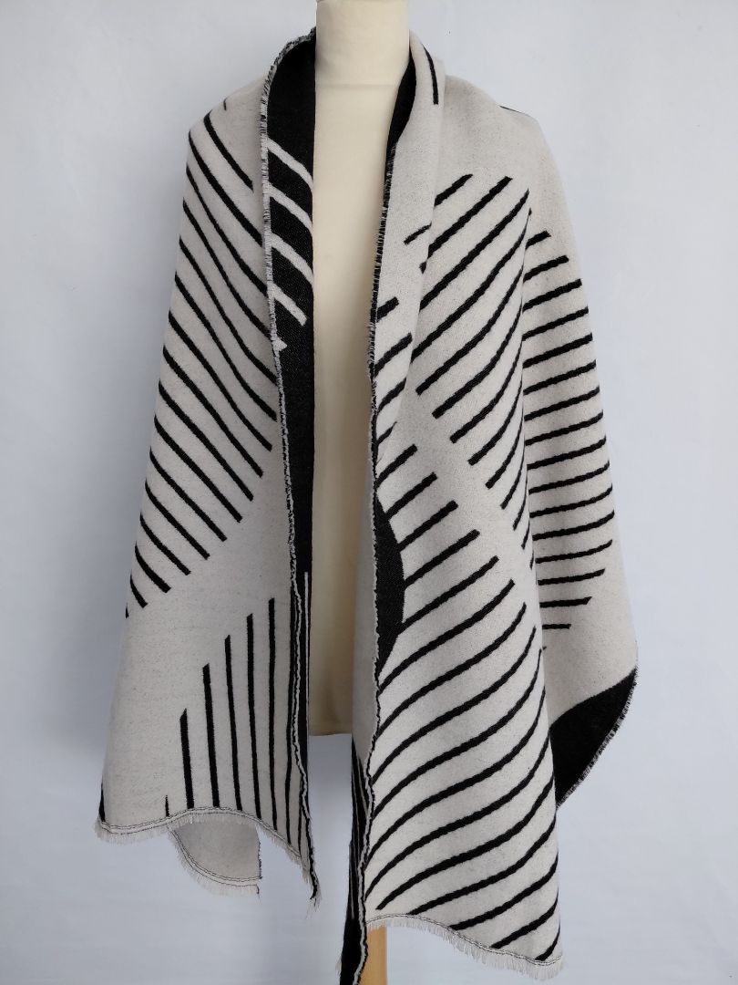 Scarf (200x65 cm), Zara