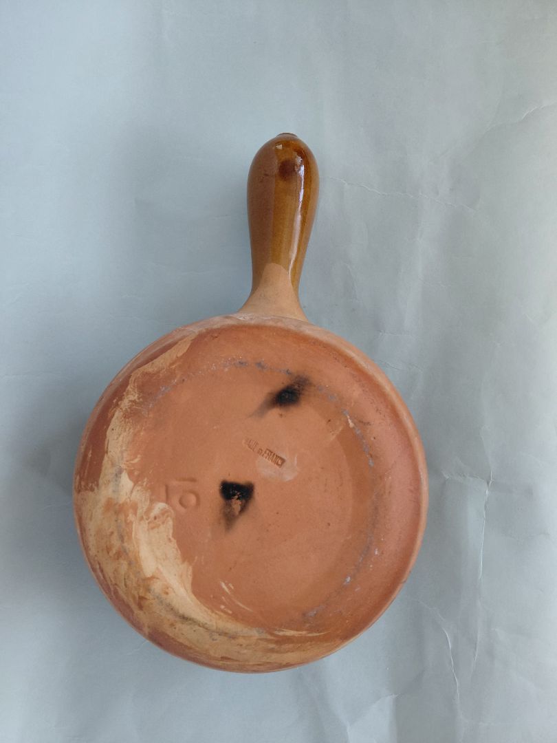 Vintage clay pot (ca. 1960)