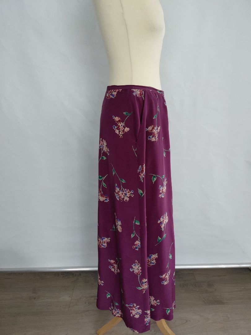 Long skirt (100% silk), EUR 42, Jones New York