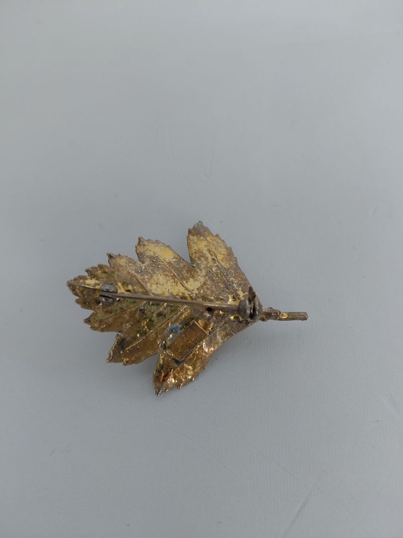 Earrings and 2 pins, Flora Danica of Copenhagen