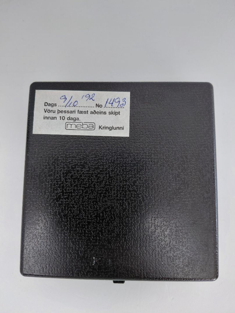 Vintage eyrnalokkar klemmu (1992, Silfur, Meba Kringlunni