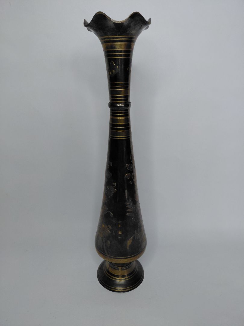 Vintage copper vase (41 cm)