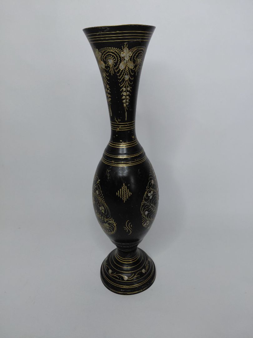 Vintage copper vase (30.5 cm)