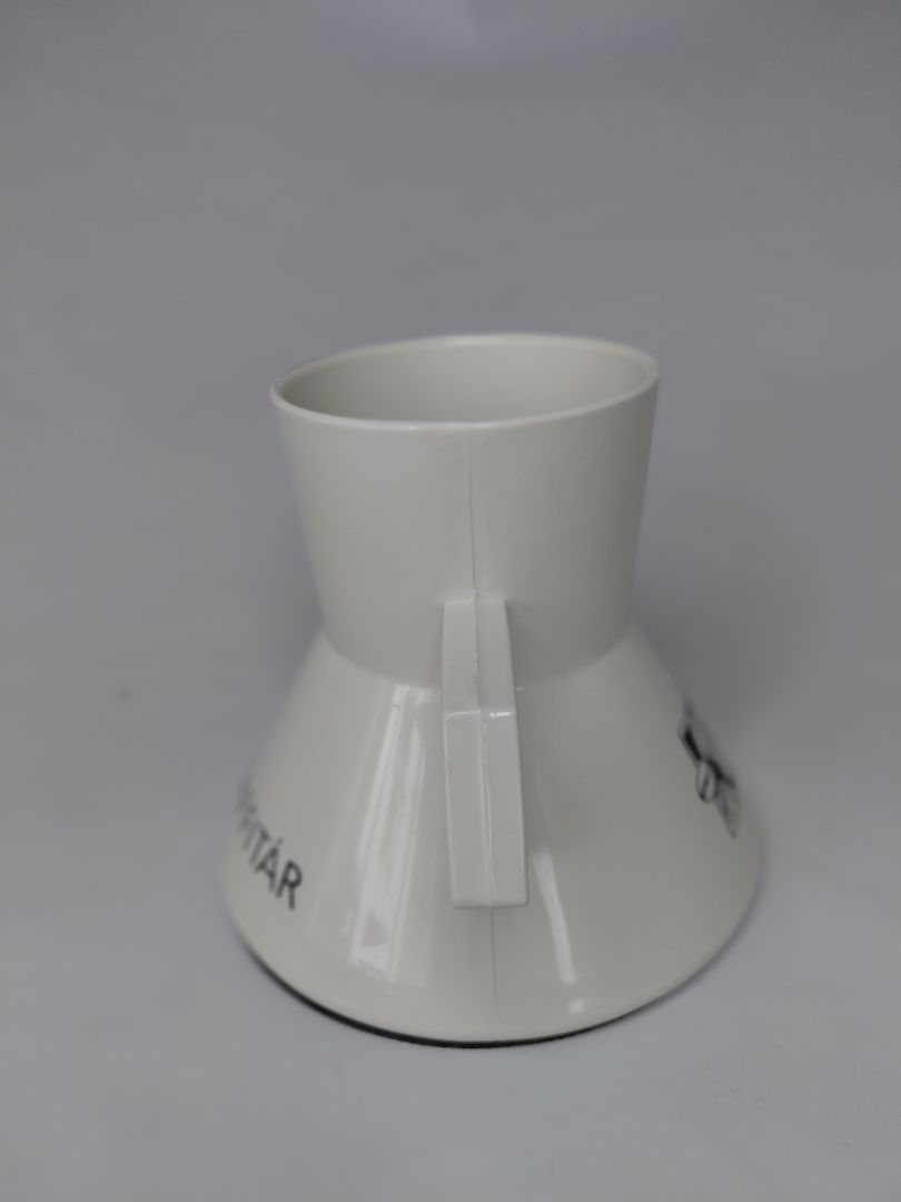 Vintage coffee cup marked Kaffitár, Kaffitár
