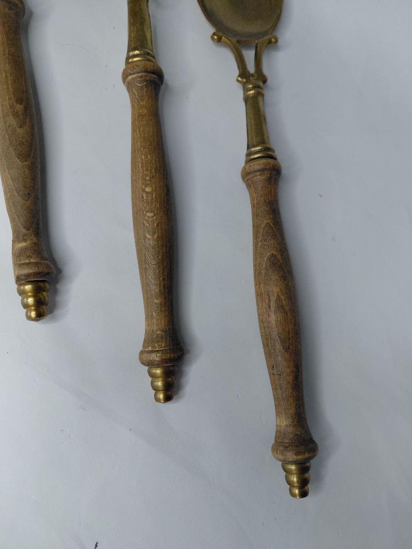 Brass ladle set