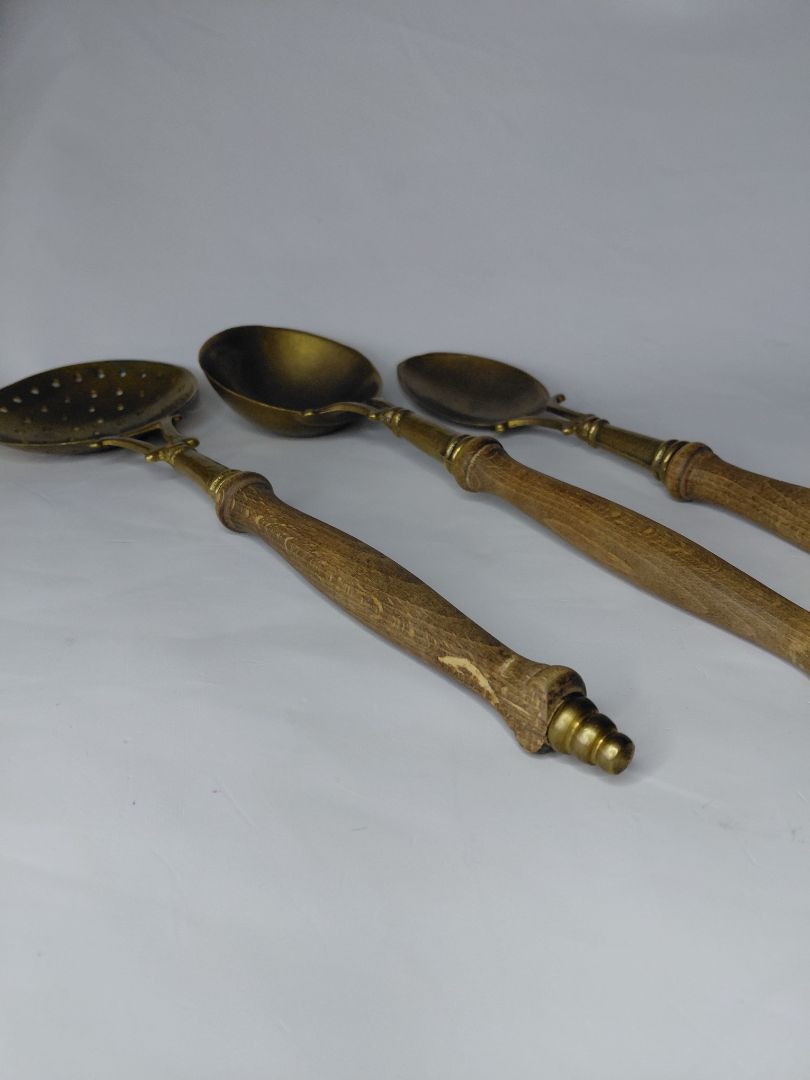 Brass ladle set