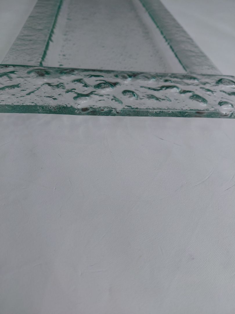 Glass tray