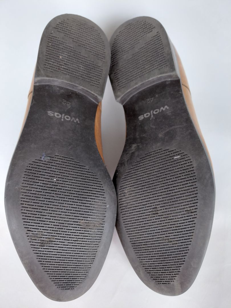 Brown leather shoes, EUR 42