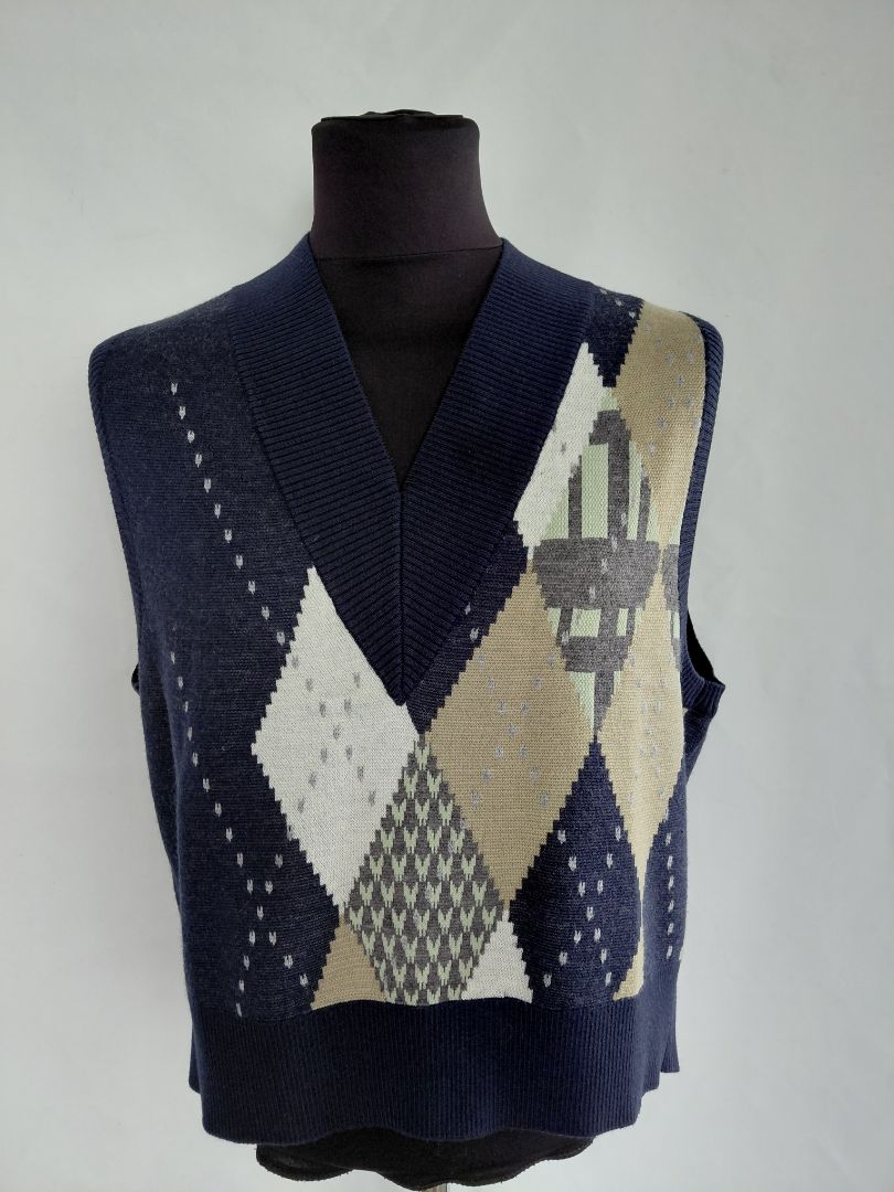 Knitted waistcoat, S, Croquis