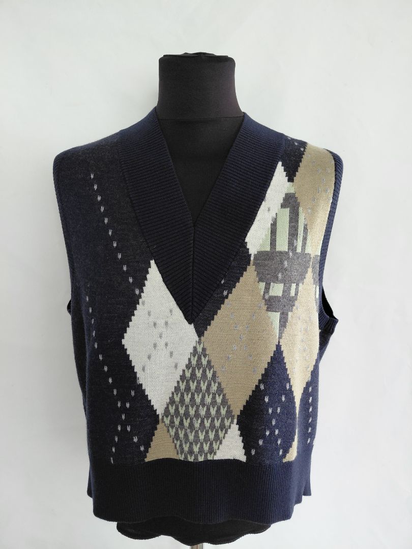 Knitted waistcoat, S, Croquis