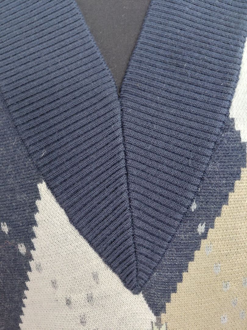 Knitted waistcoat, S, Croquis