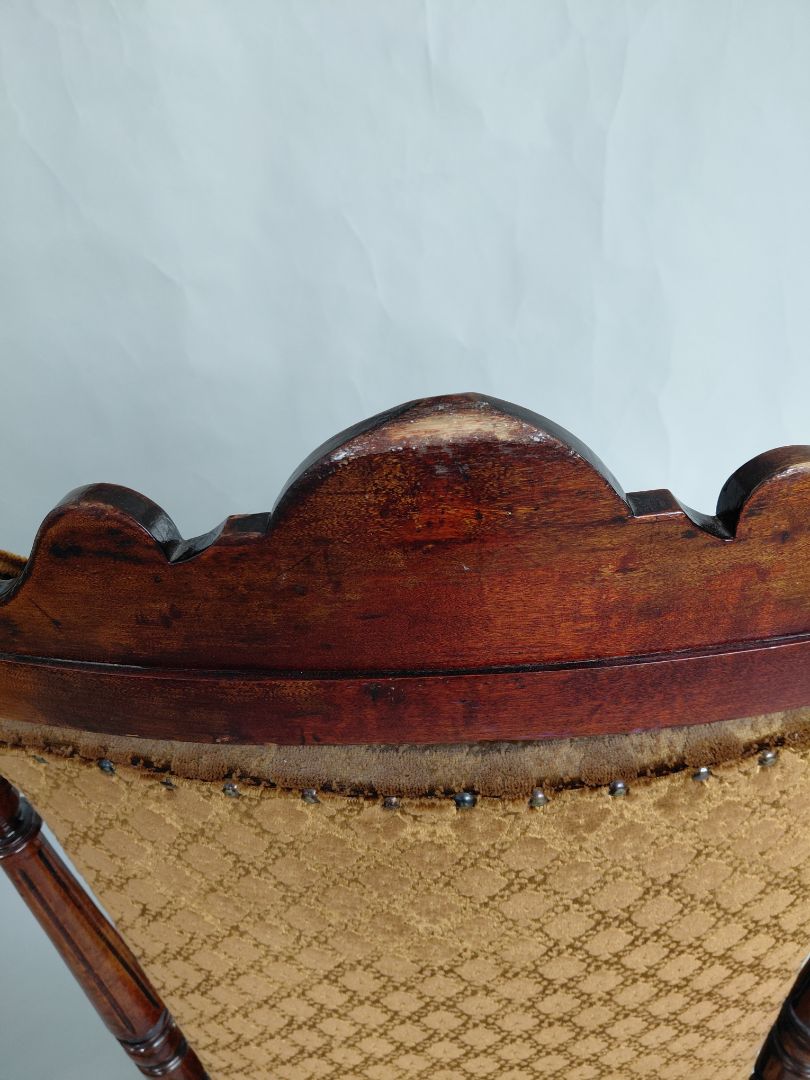 Vintage rocking chair with footstool (60-70 years old)