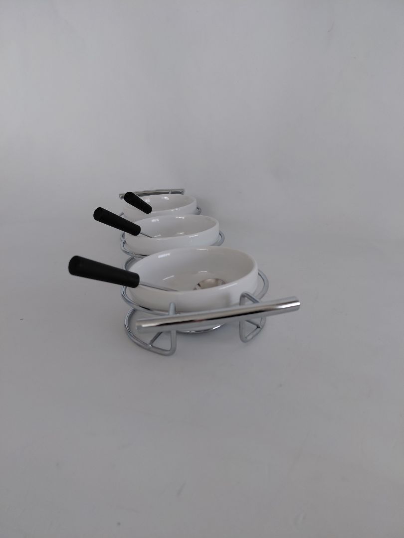 Sauce bowls in steel tray, Imperial houseware
