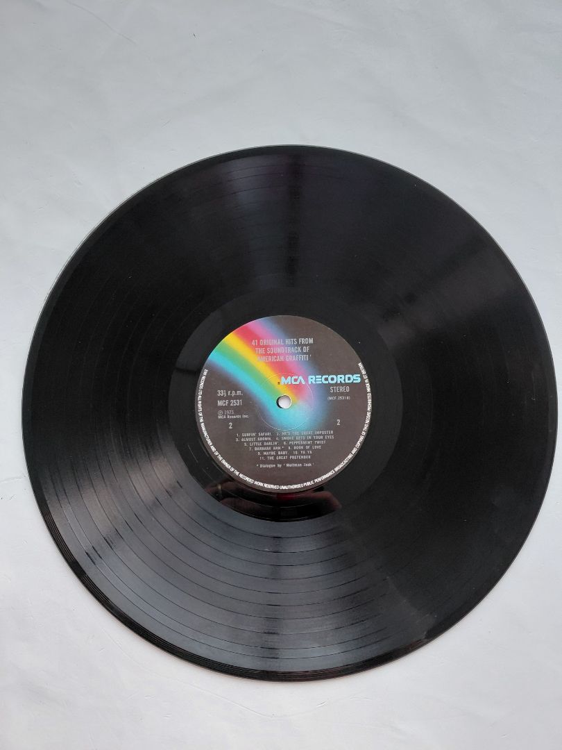41 original hits from the soundtrack of American Graffiti, American Graffiti