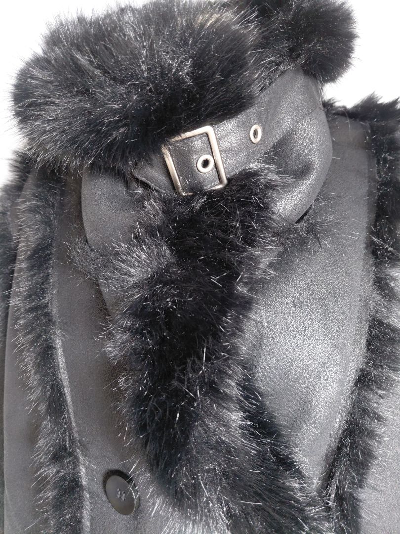 Fur coat (vegan) unused, M, Júník
