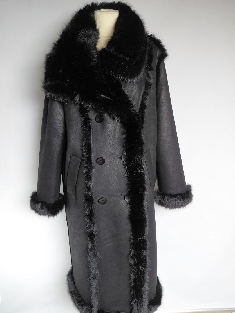 Fur coat (vegan) unused, M, Júník