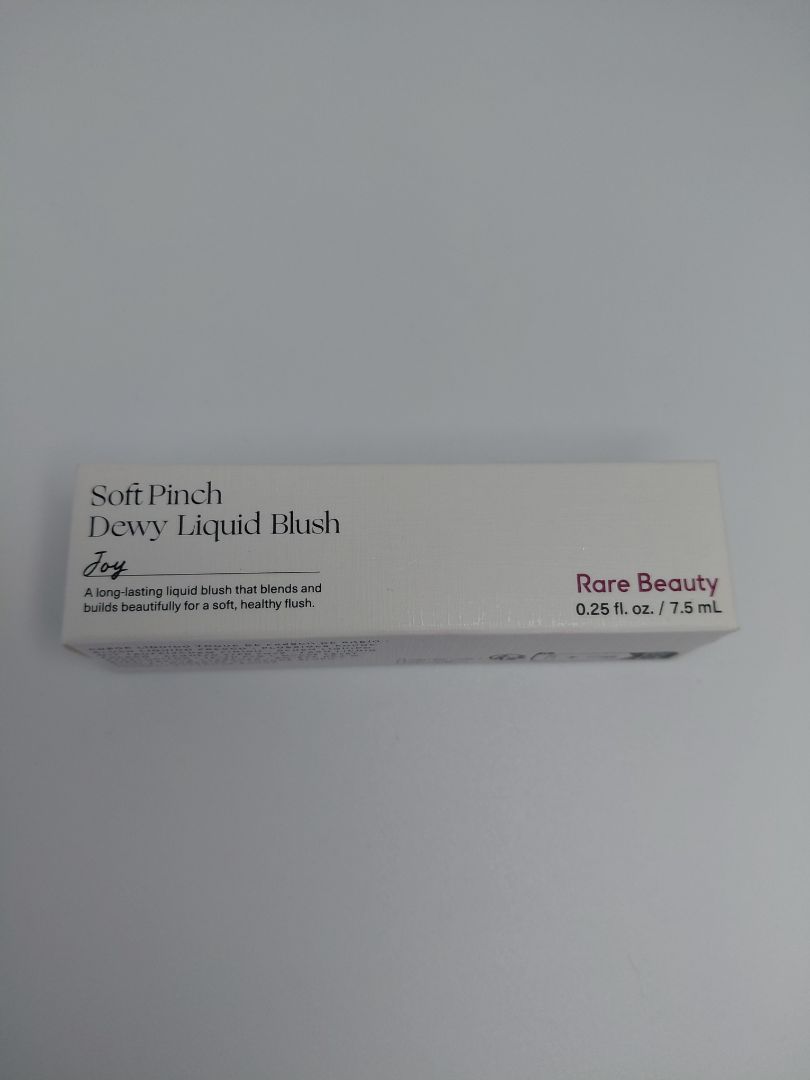 Kinnlitur, Dewy liquid blush joy, Rare Beauty