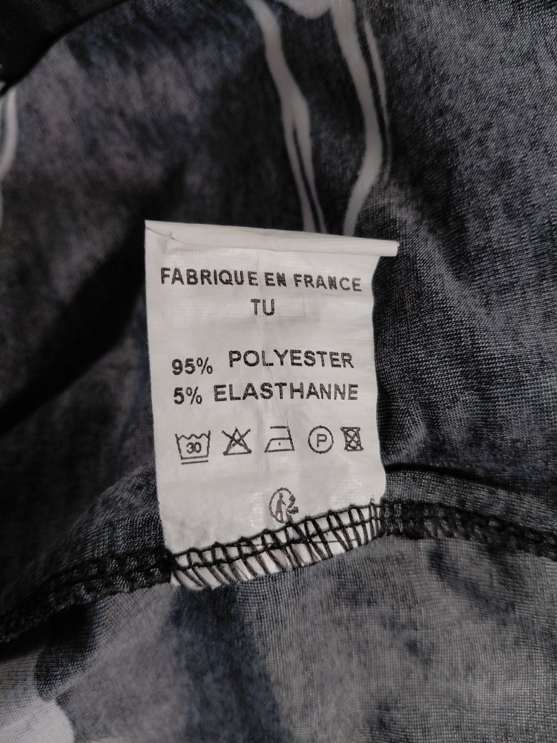 Ermalaus toppur bundinn um háls, M/L