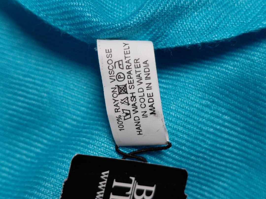 Slæða / sjal (ónotað) 198x90 cm, Bijoux terner