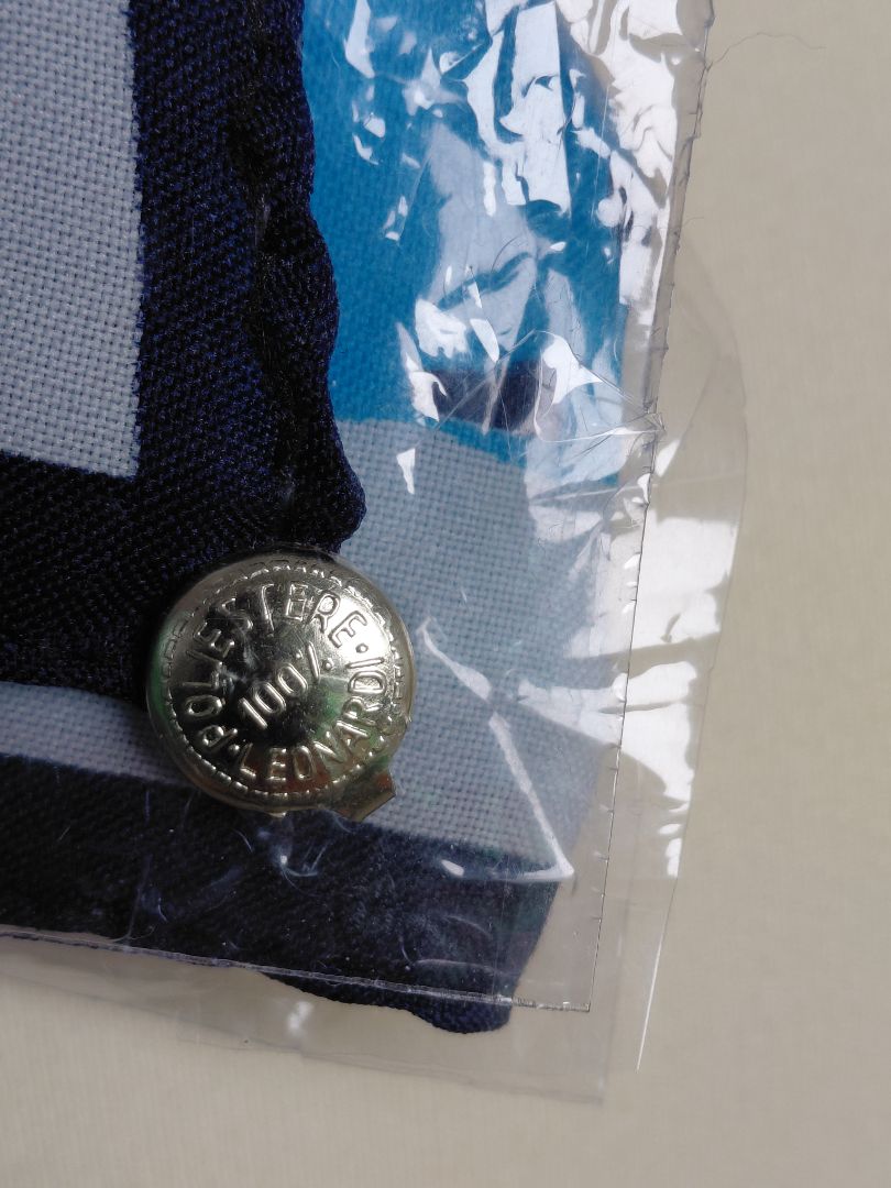 Vintage slæða ónotuð (1970s), Leonardi