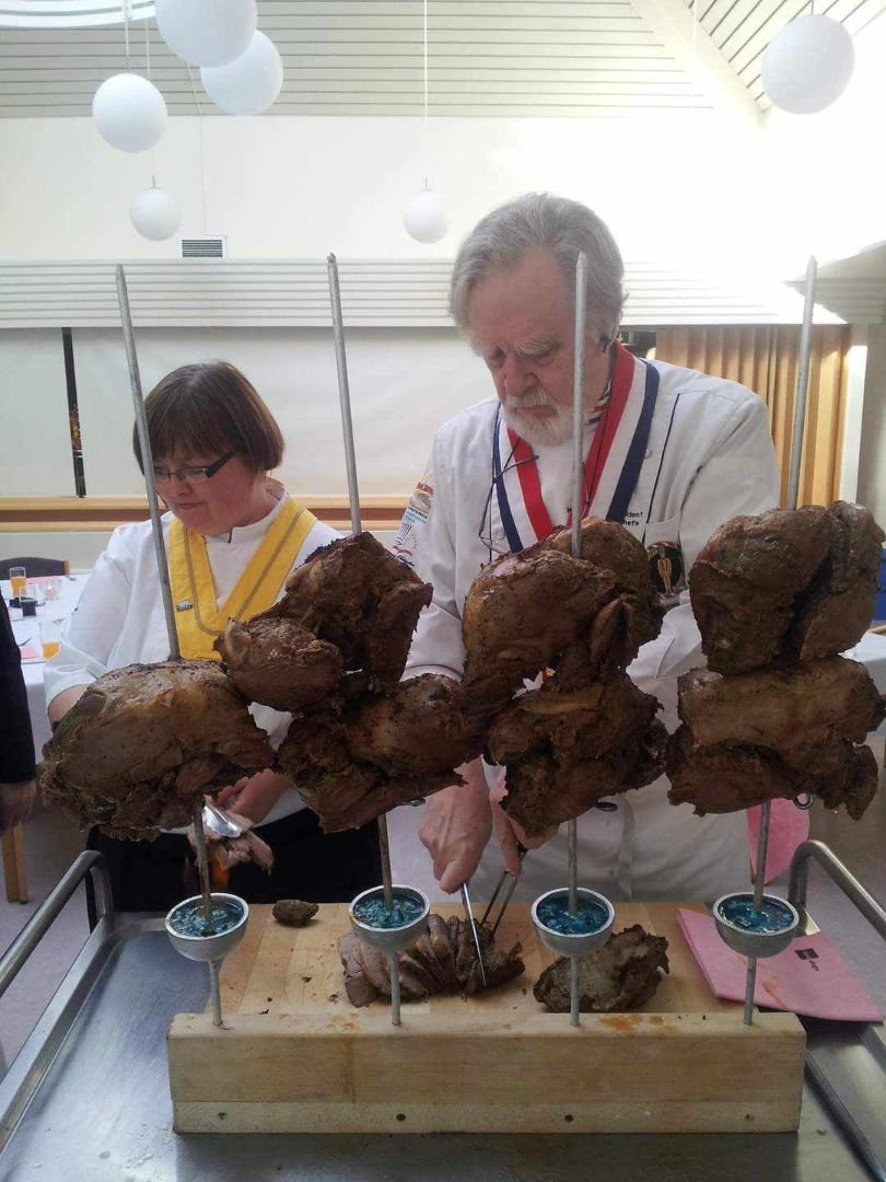 Meat table made by Hilmar B. Jónsson, Hilmar B. Jónsson chef