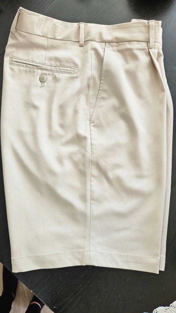 Golf shorts, W34, Walter Hagen
