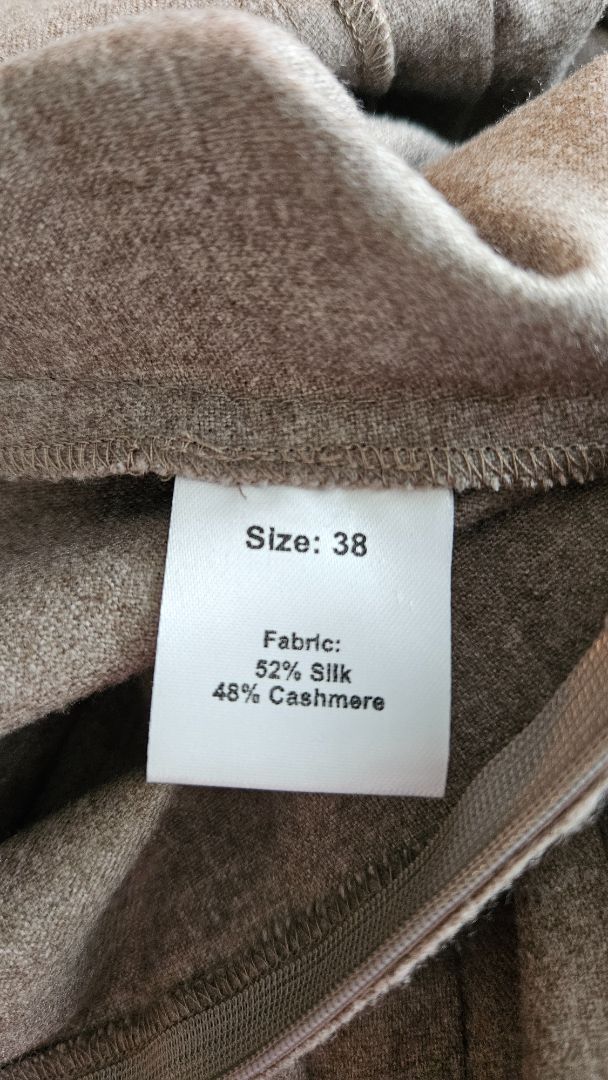 Silki og kasmír kjóll, EUR 38, ELLA