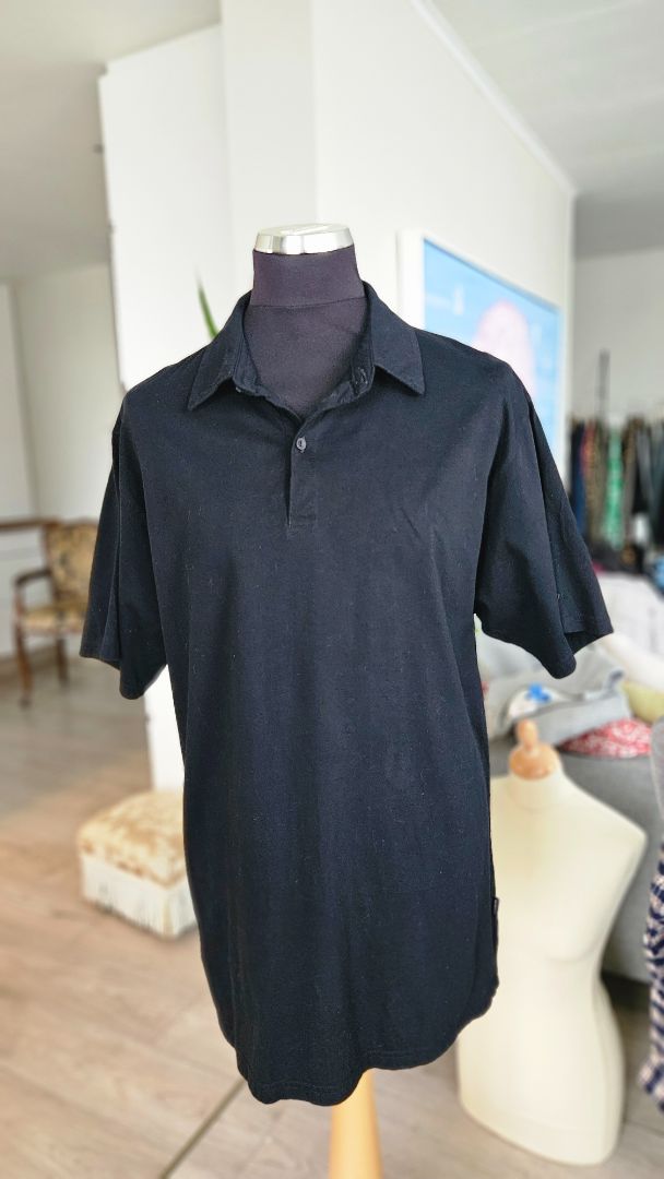 Black golf polo shirt, XL