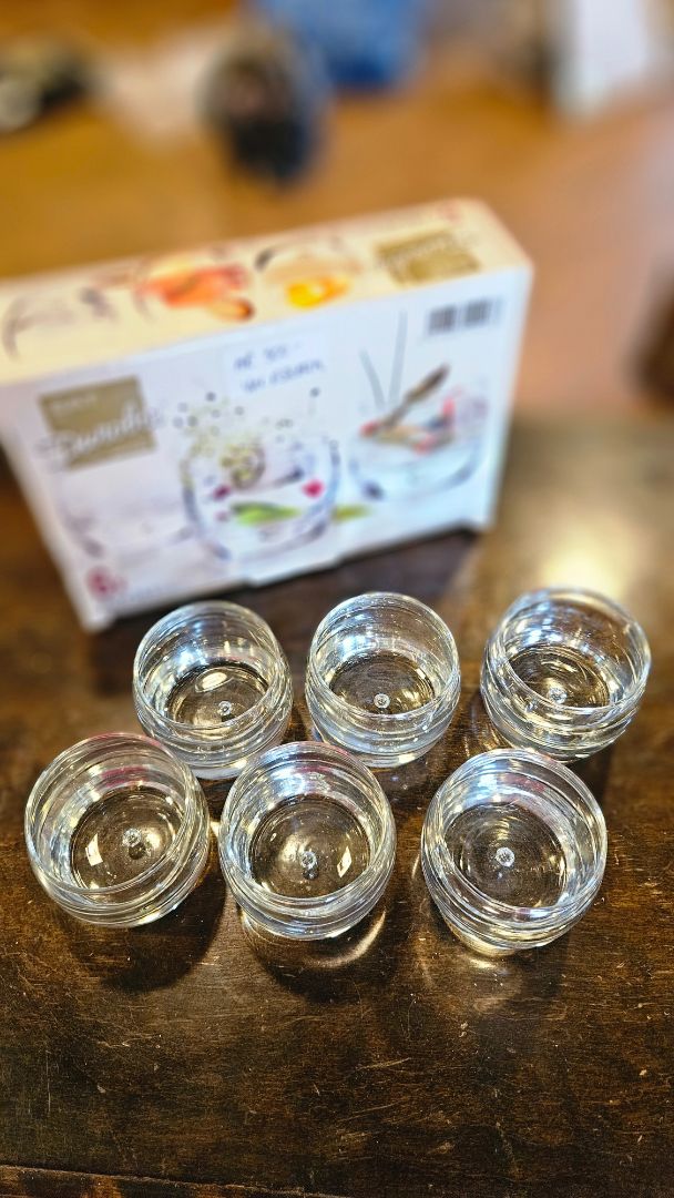 Small glasses/appetizer glasses