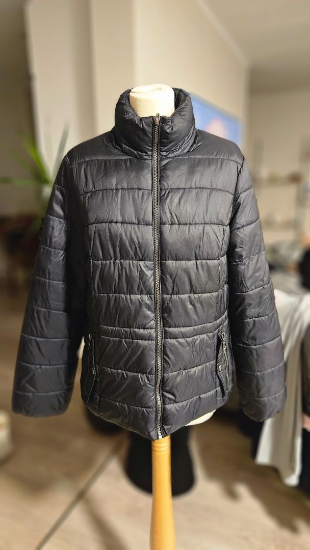 Létt dúnúlpa, EUR 42