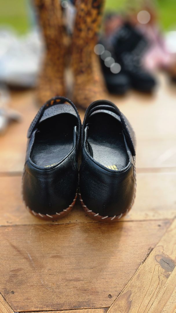 Flatbotna "Antistress" skór, EUR 42