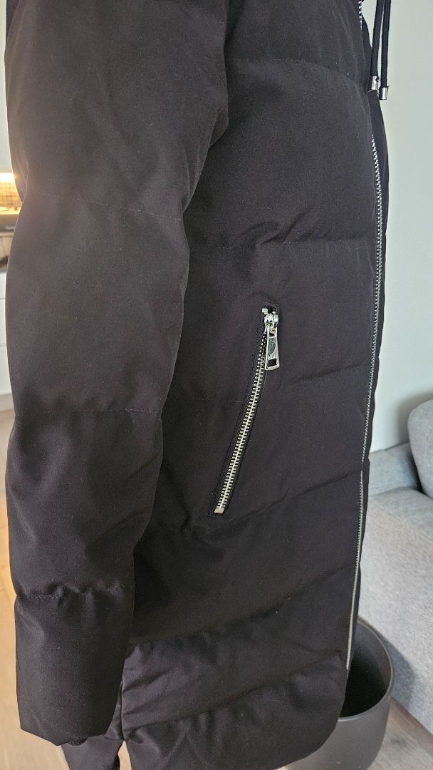 Síð dúnúlpa, S, DKNY