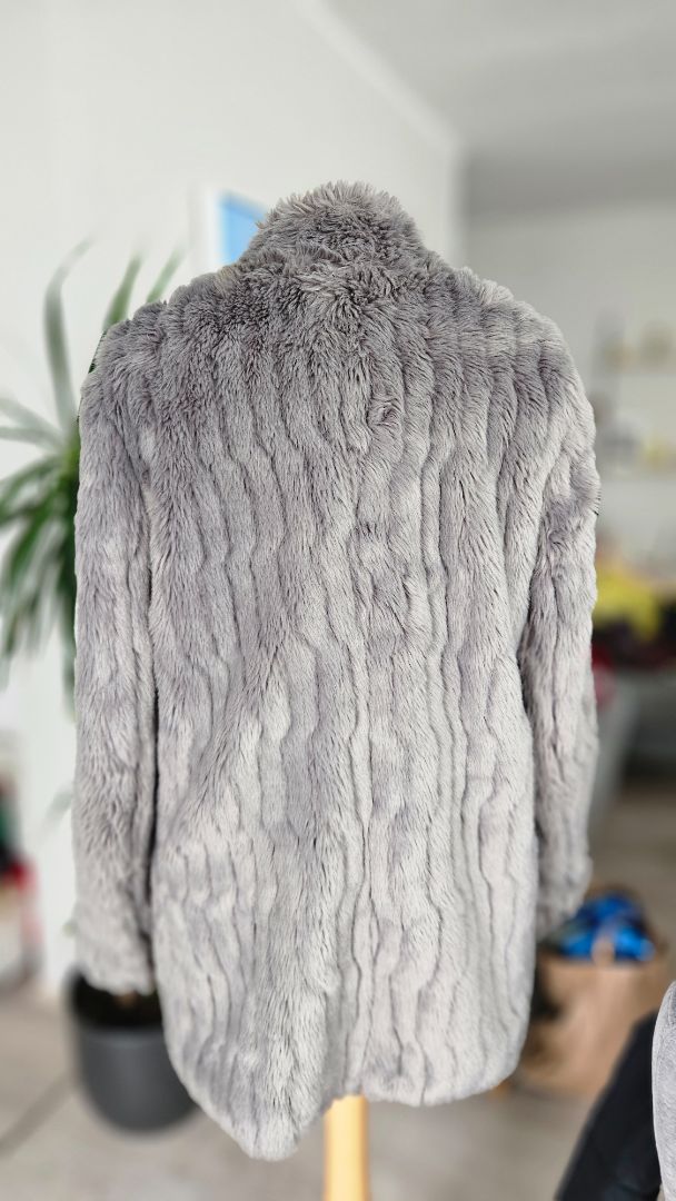 Faux Fur jacket, S