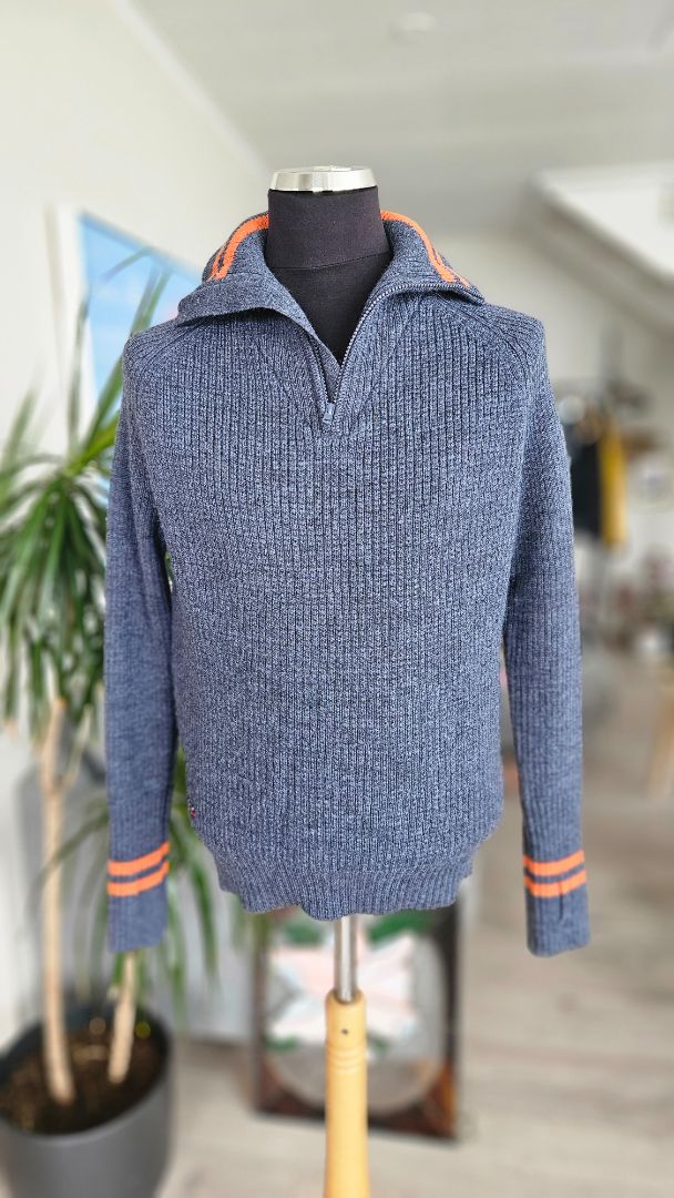 Thick sweater, L, Devold