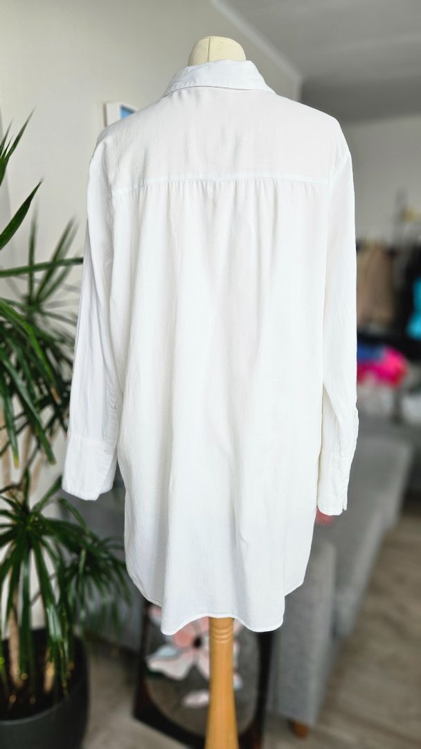 Long shirt, EUR 42, YAYA