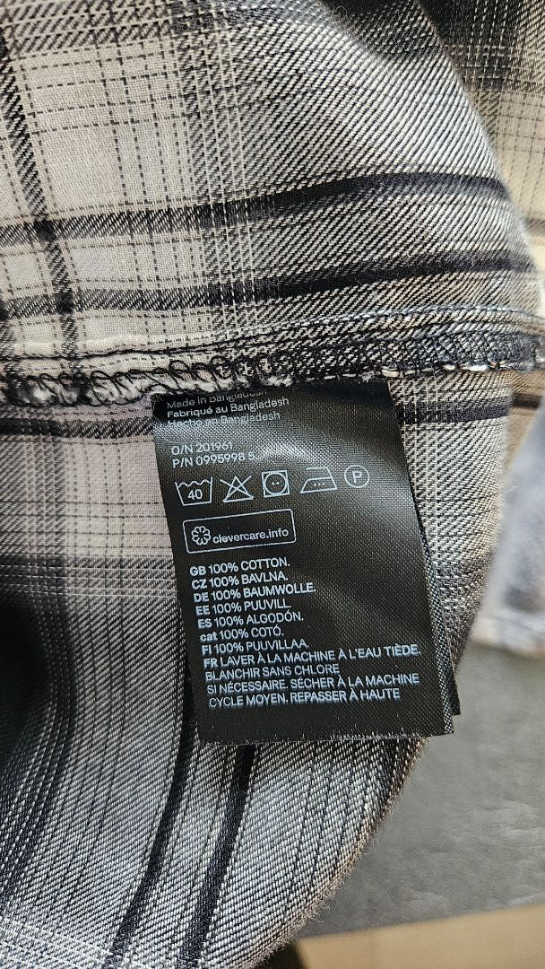 Köflótt skyrta, XS, DIvided