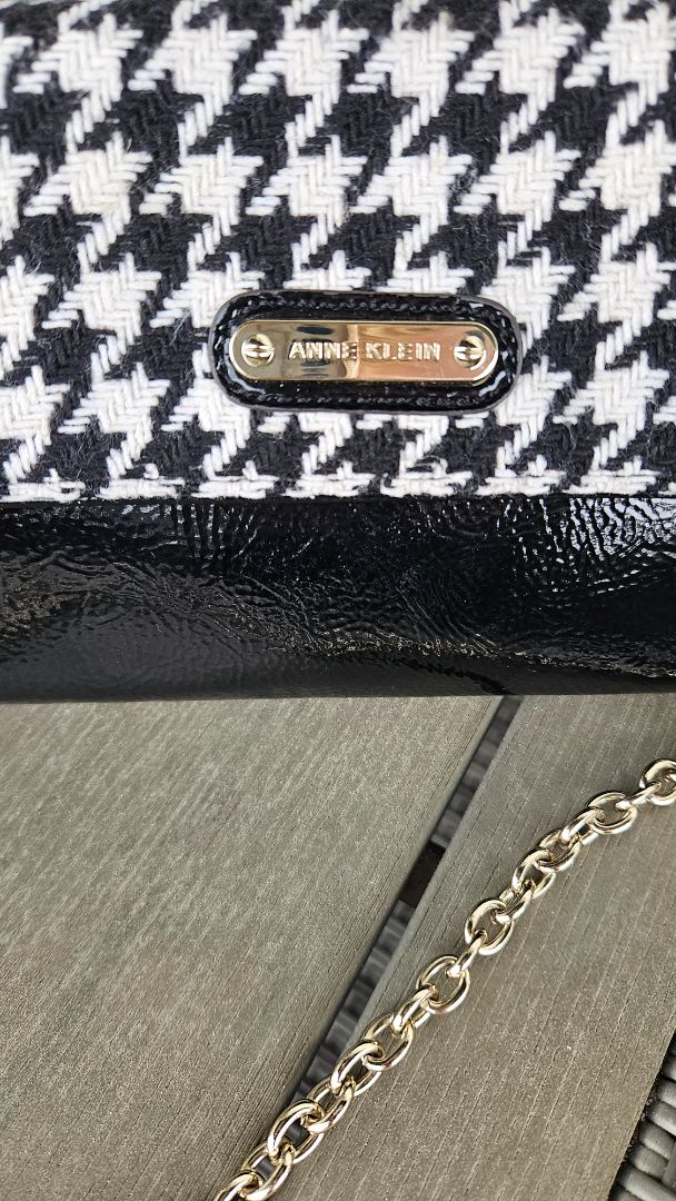 Vintage wallet, Anne Klein