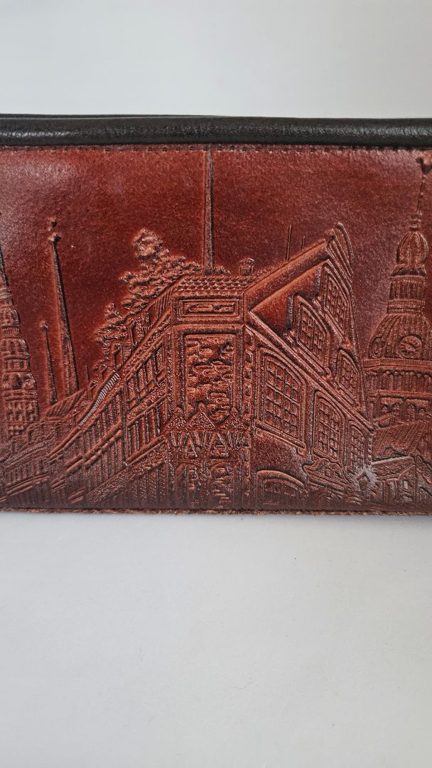 Leather cosmetic bag (unused)