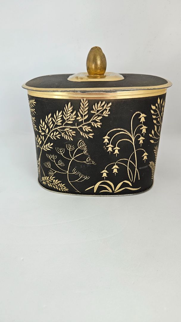 Vintage aluminum can