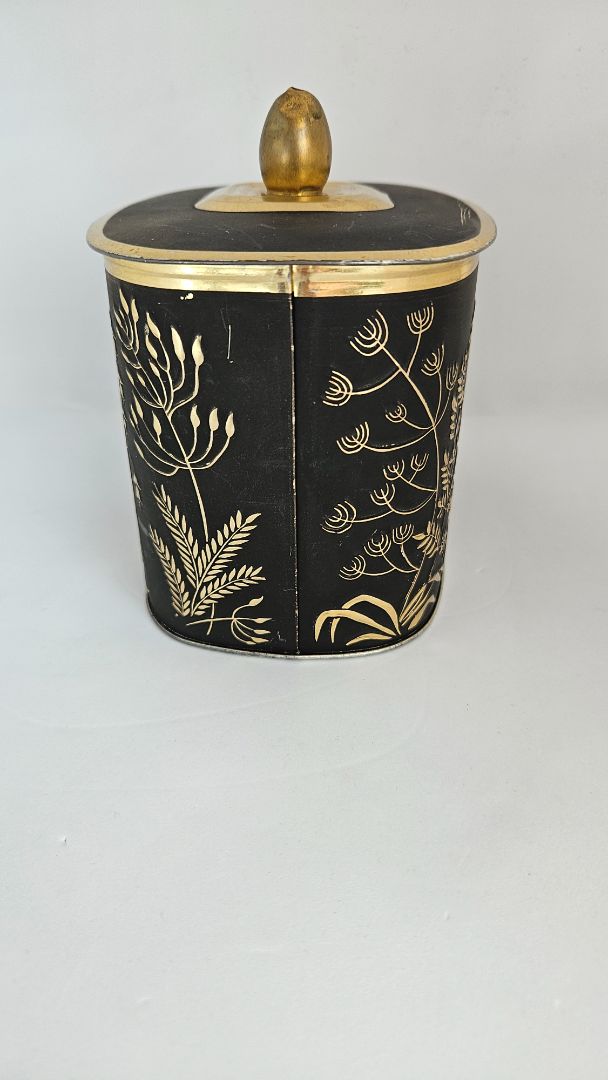 Vintage aluminum can