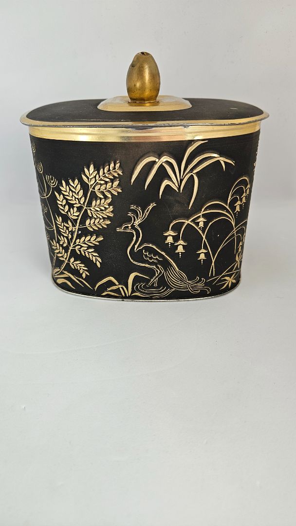 Vintage aluminum can