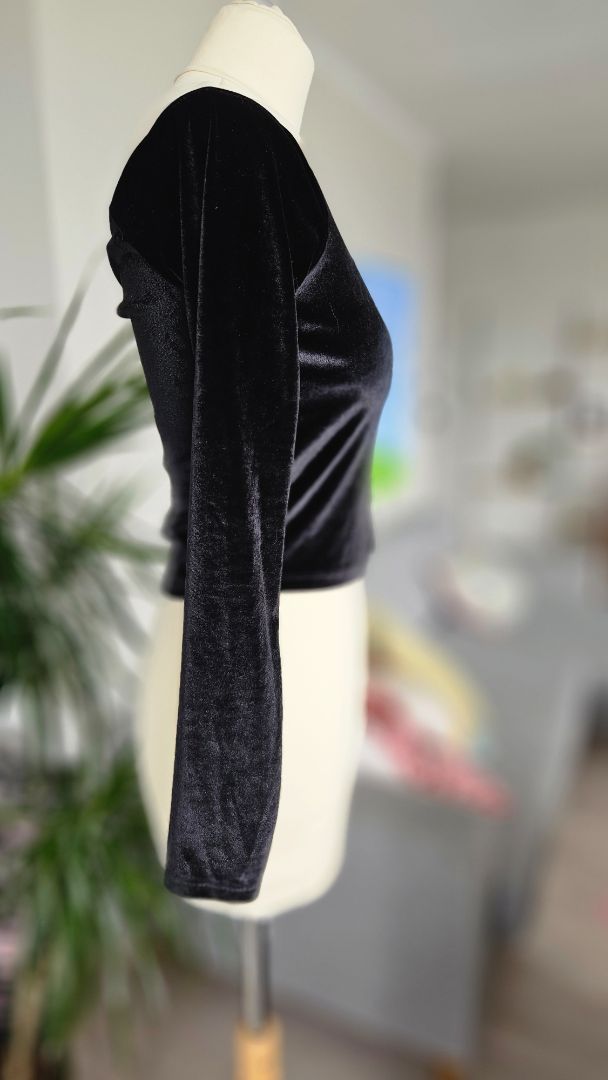 Long sleeve top, M, FB Sister