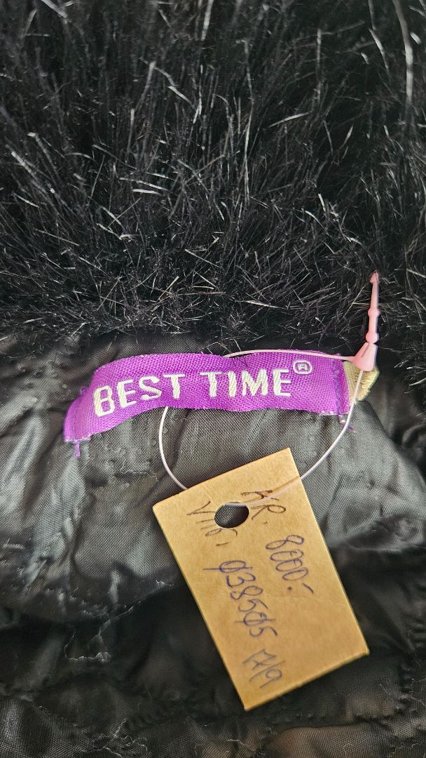 Vintage fur coat, S, Best time