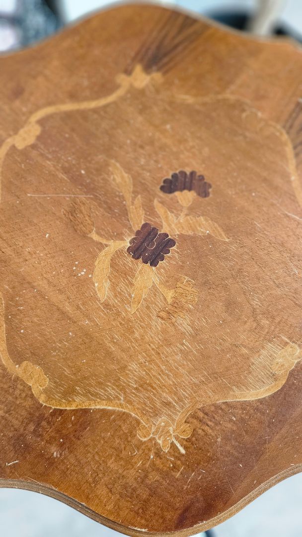 Vintage insert table