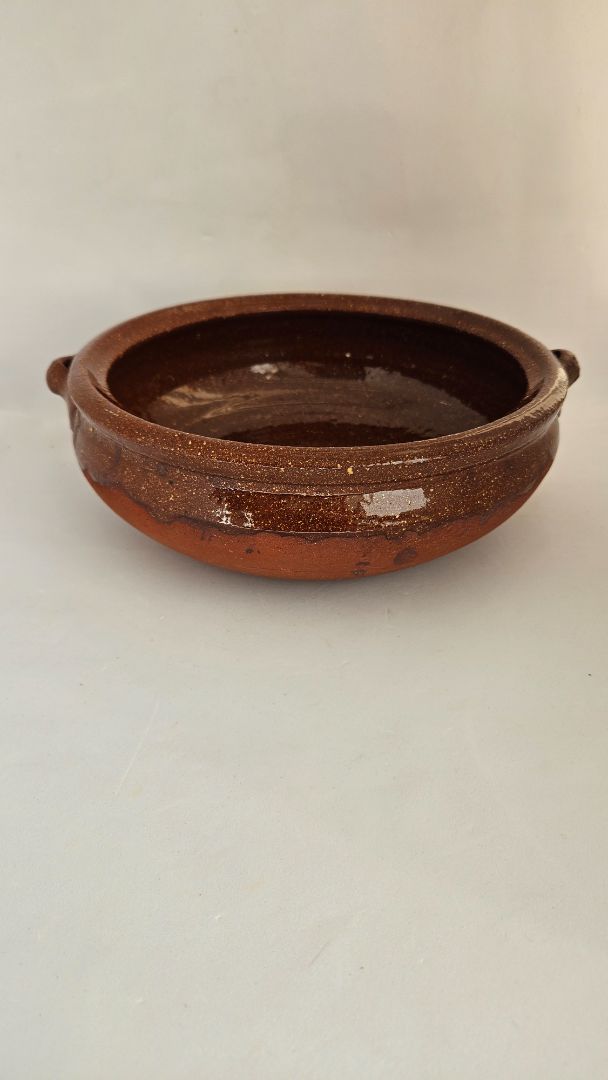 Vintage clay bowl (21 cm)