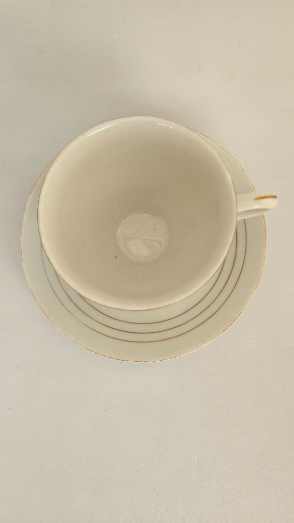 Vintage Art Deco cup set