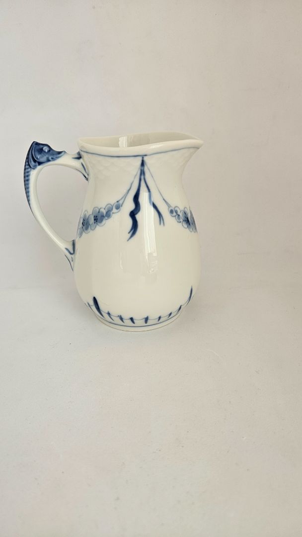 Empire milk jug (vintage), Bing & Gröndahl