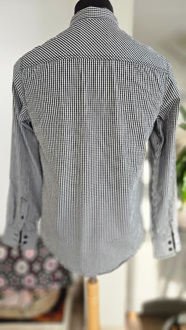 Checkered shirt, M, Dissident